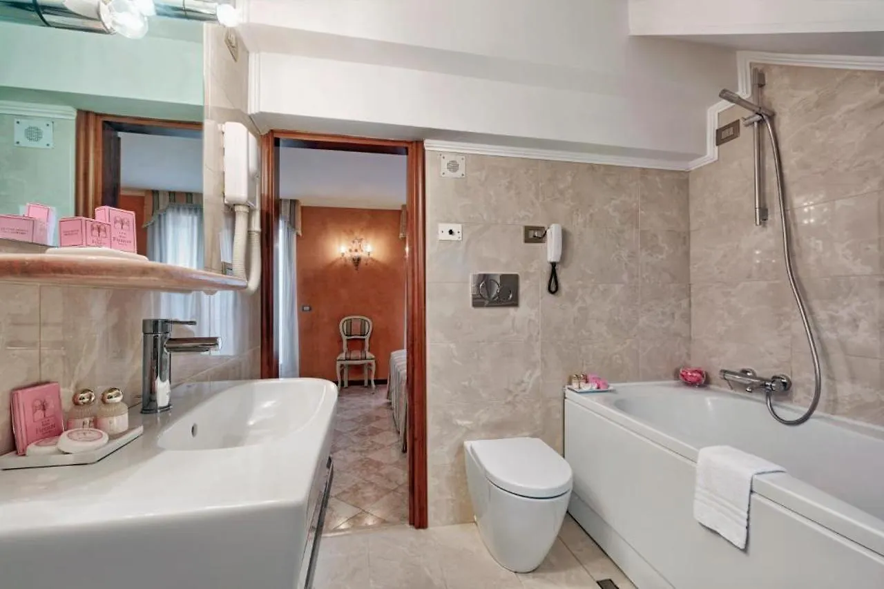 Hotel Firenze Venice Italy