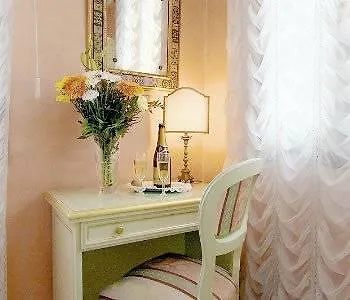 Hotel Firenze Venice