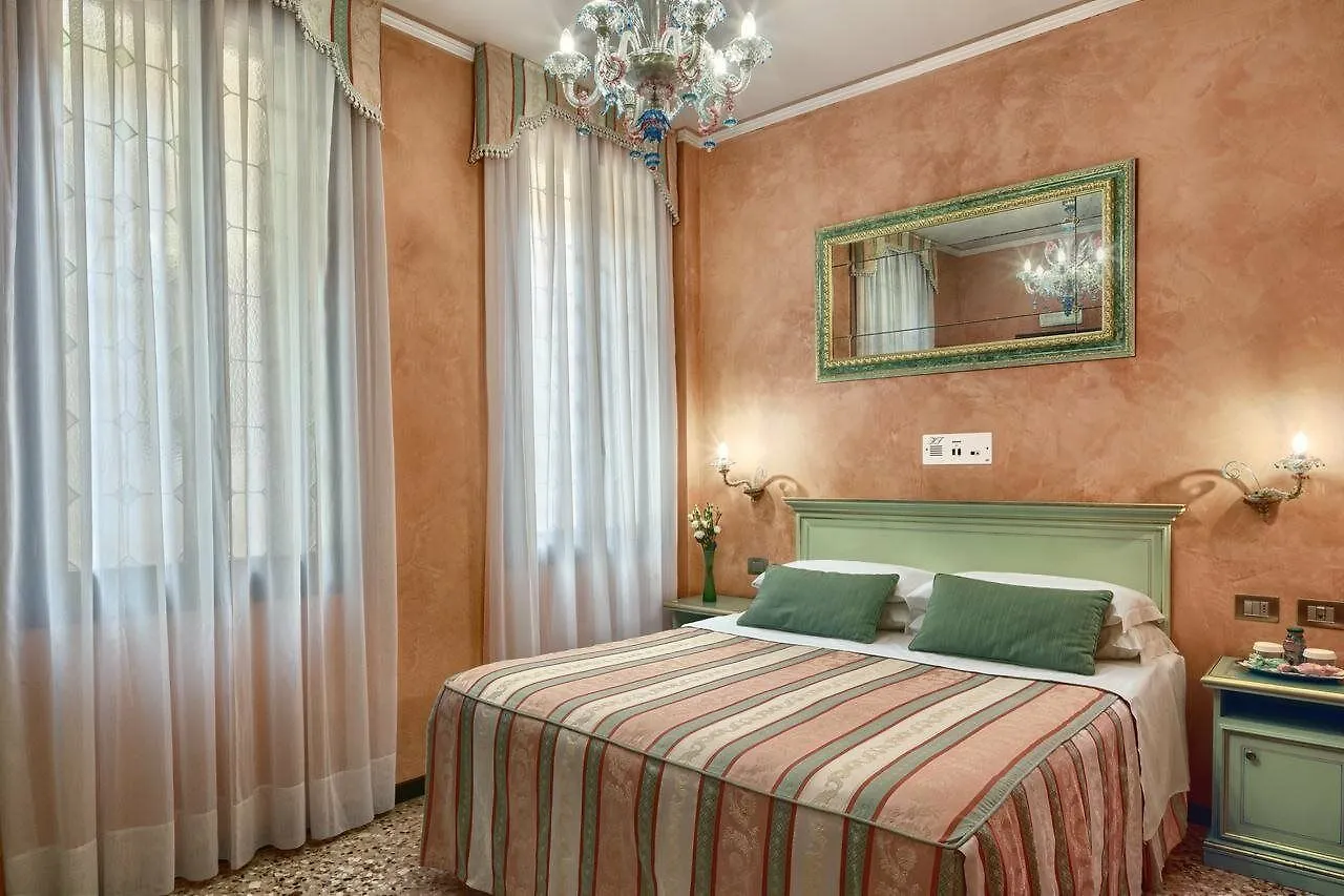 Hotel Firenze Benátky