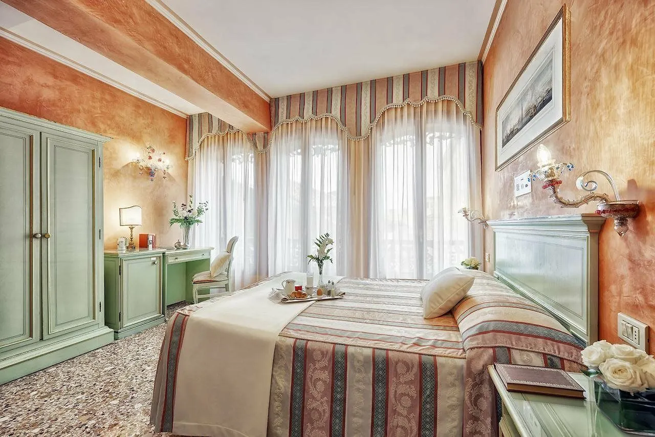 ***  Hotel Firenze Venice Italy